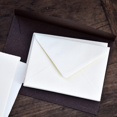 Papier à Lettres Vergé Crème découpe Moyen-Âge - Pochette A5 ou A4