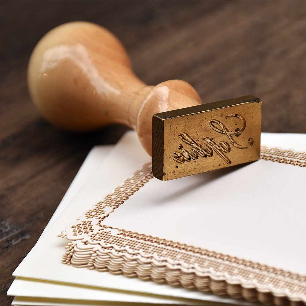 How to melt natural sealing wax? - L'Ecritoire